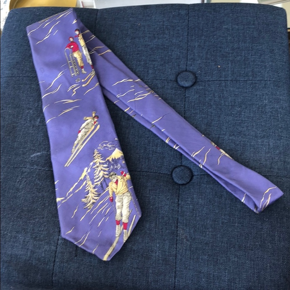 Informal tie